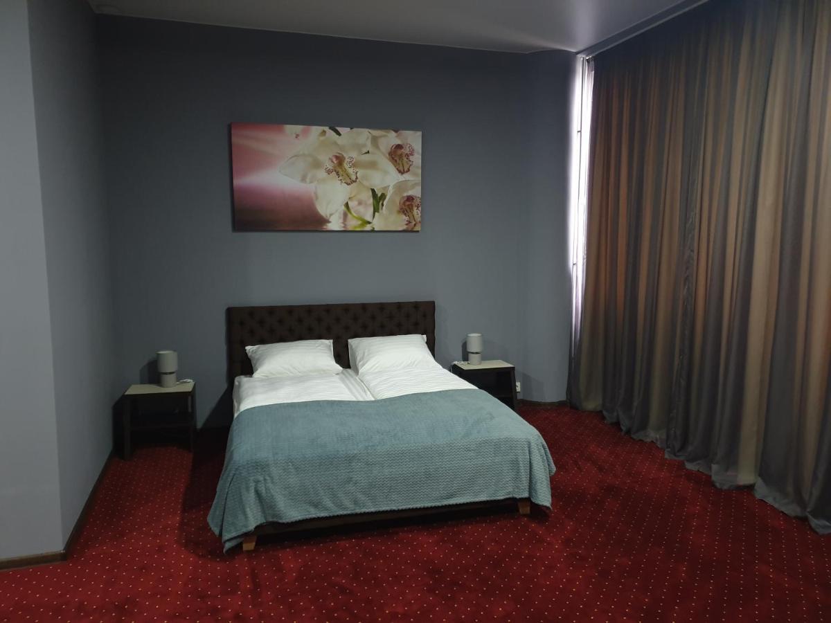 Lex Trend Hotel Irpin Dış mekan fotoğraf
