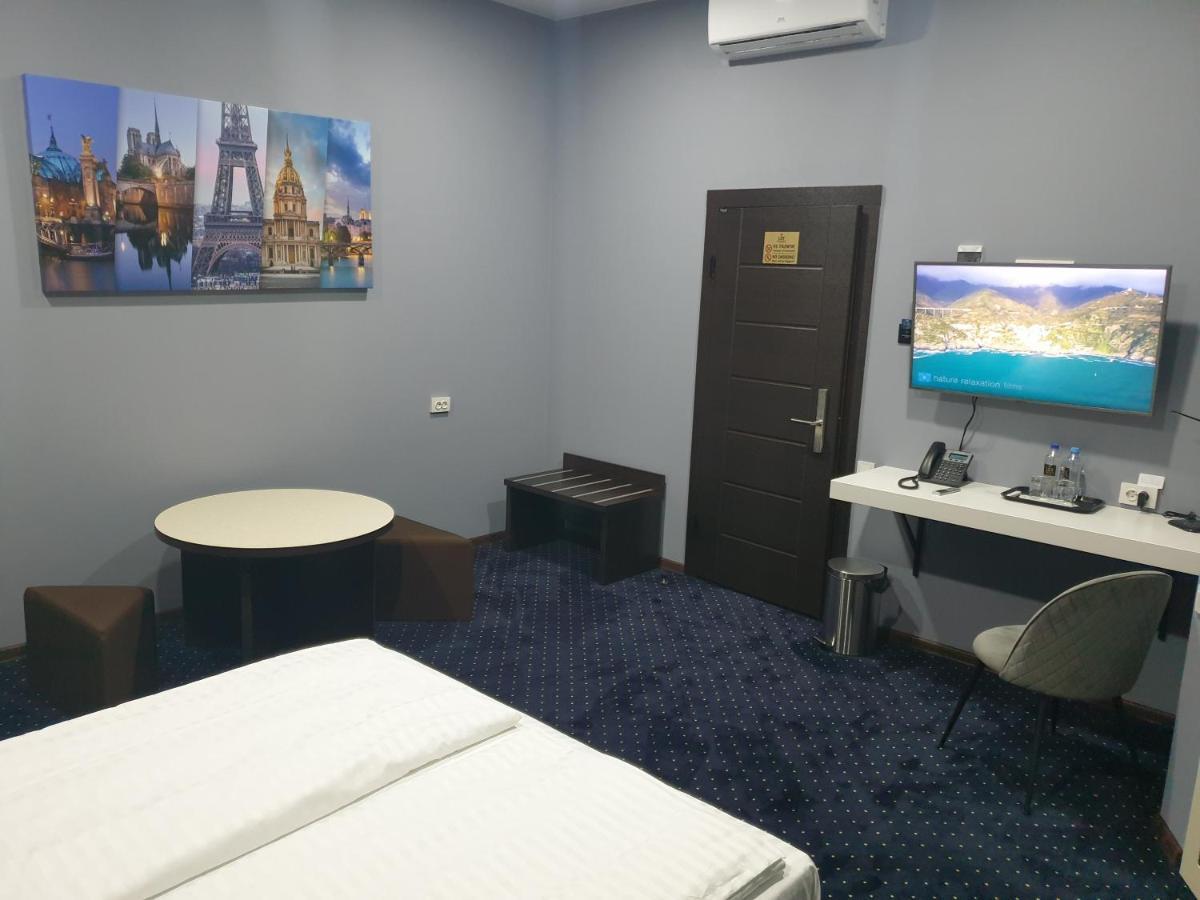 Lex Trend Hotel Irpin Dış mekan fotoğraf