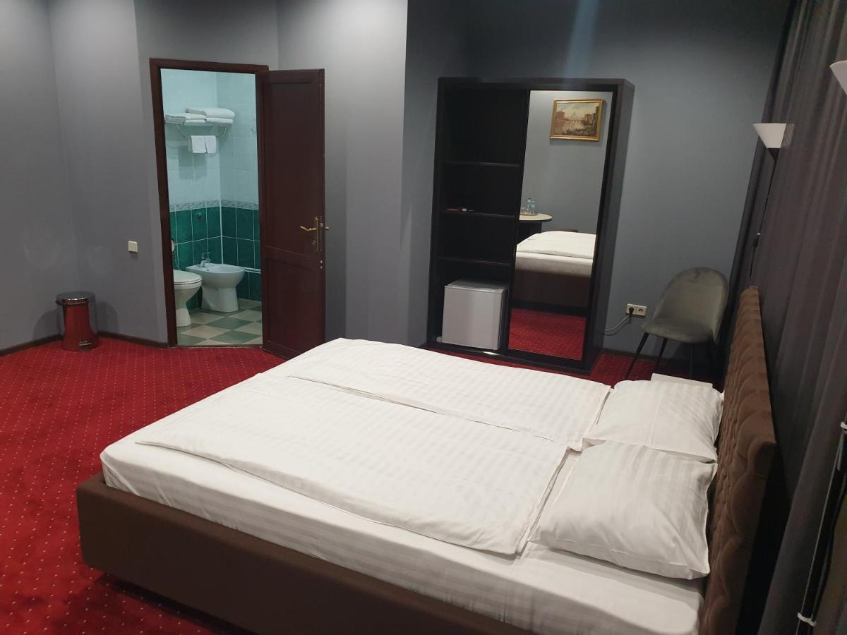 Lex Trend Hotel Irpin Dış mekan fotoğraf
