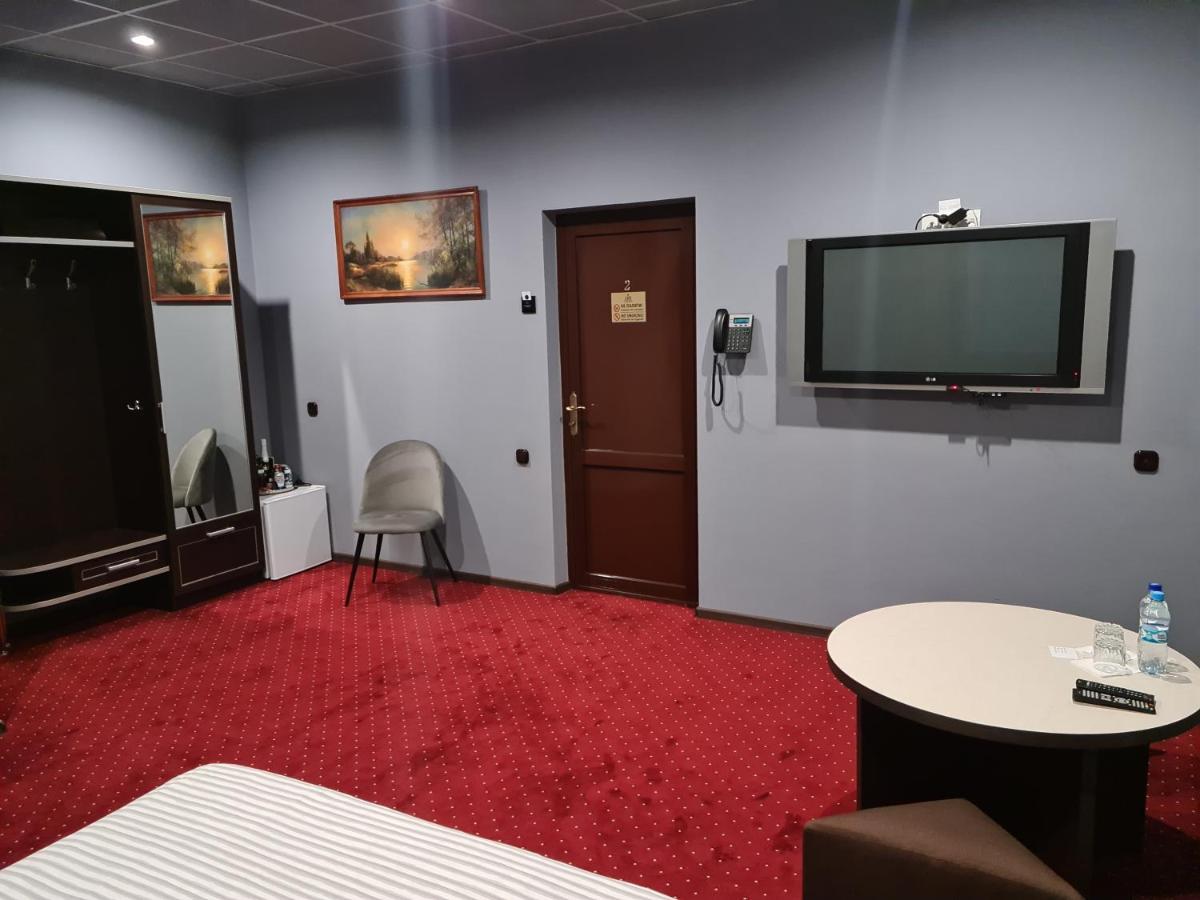 Lex Trend Hotel Irpin Dış mekan fotoğraf