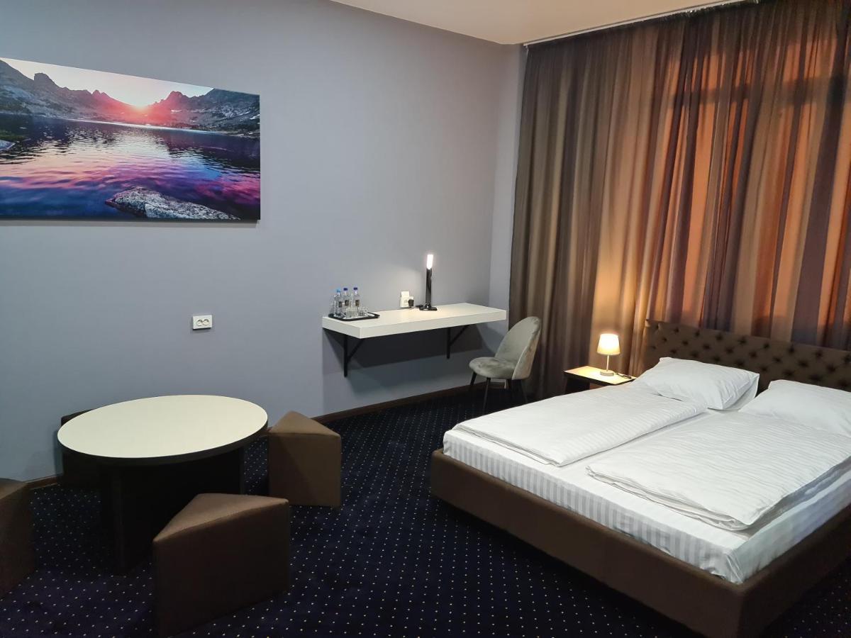 Lex Trend Hotel Irpin Dış mekan fotoğraf