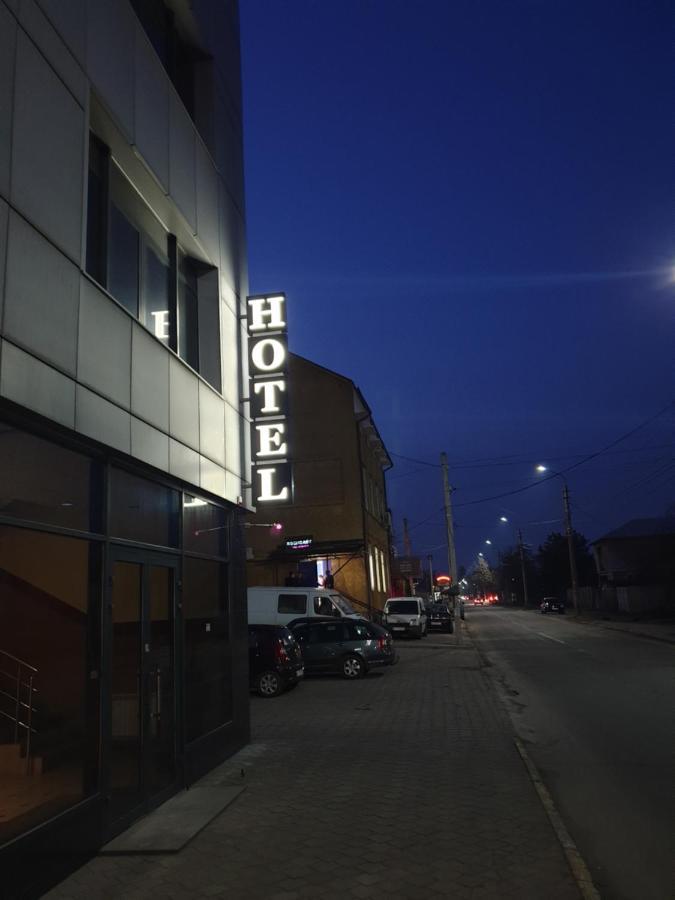 Lex Trend Hotel Irpin Dış mekan fotoğraf