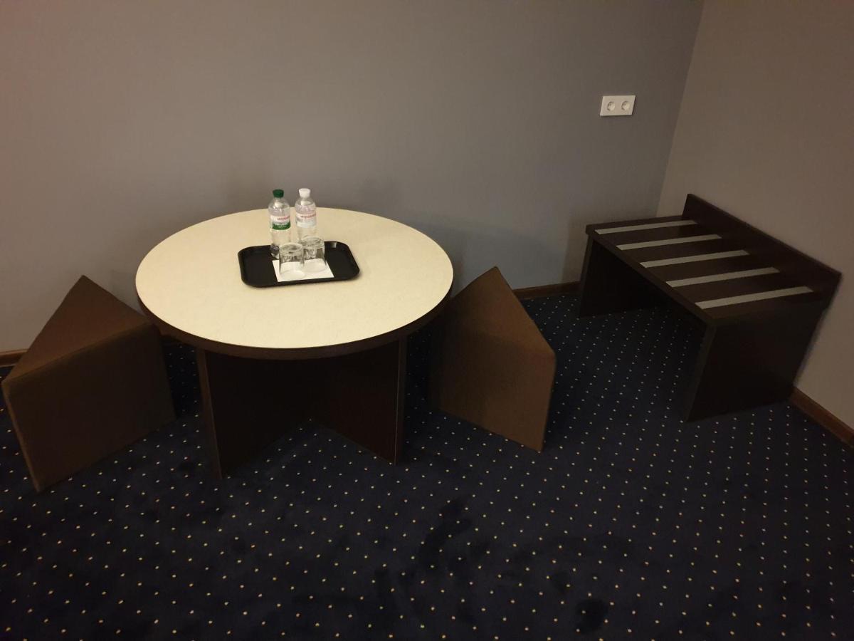Lex Trend Hotel Irpin Dış mekan fotoğraf